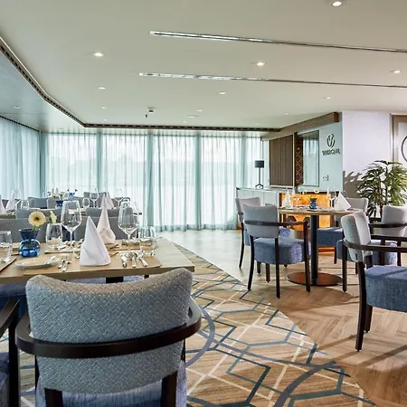 Fairtours Hotelschiff Vistasky * Dusseldorf